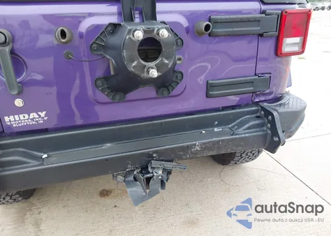 2016 Jeep Wrangler Unlimited Sahara из США, поврежденный, VIN 1C4BJWEG3GL202743